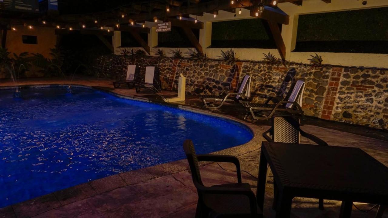 Zafra Hotel Реталхулеу Екстериор снимка