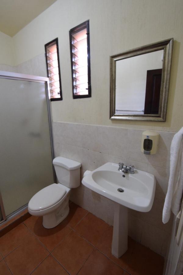Zafra Hotel Реталхулеу Екстериор снимка