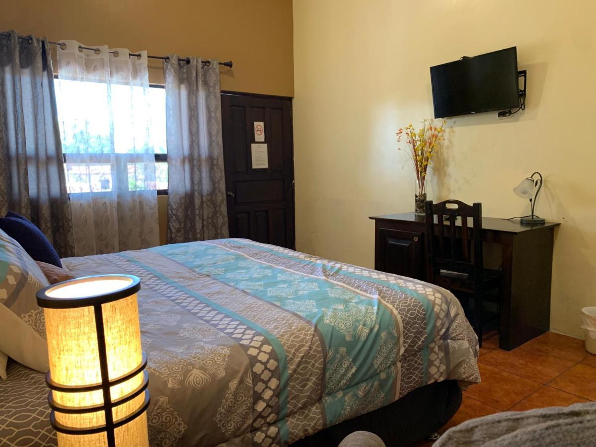 Zafra Hotel Реталхулеу Екстериор снимка