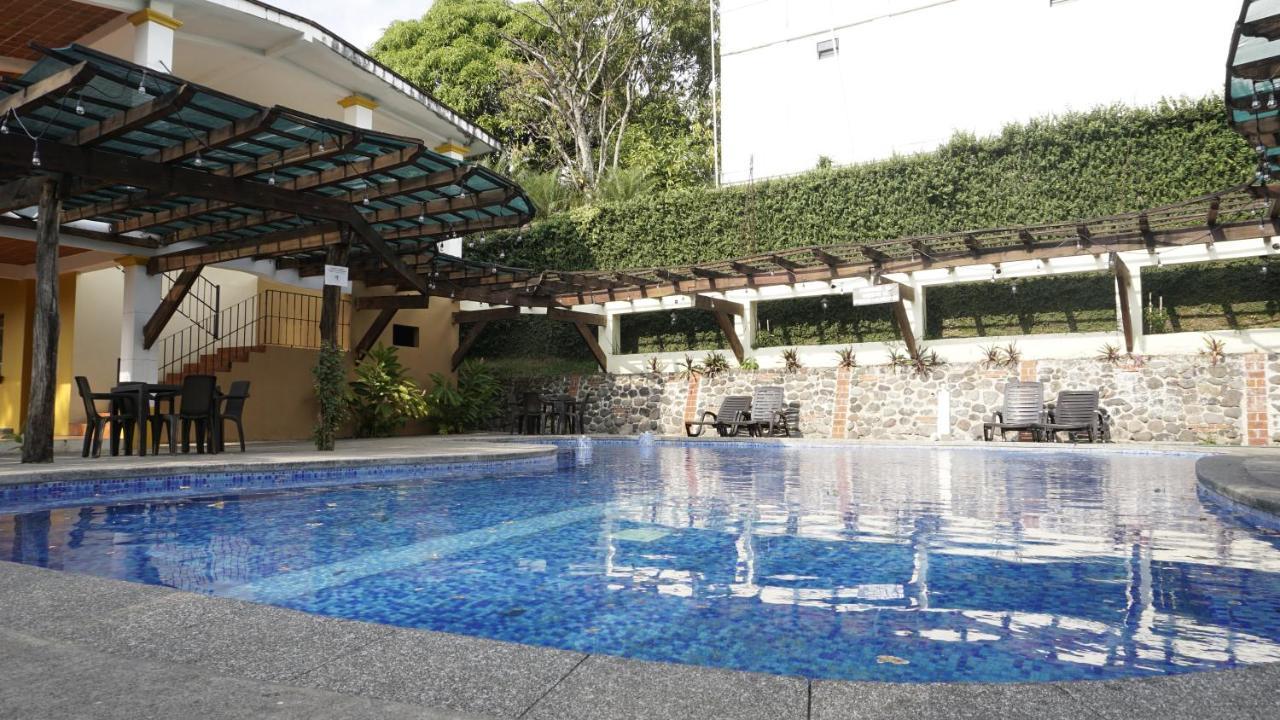 Zafra Hotel Реталхулеу Екстериор снимка