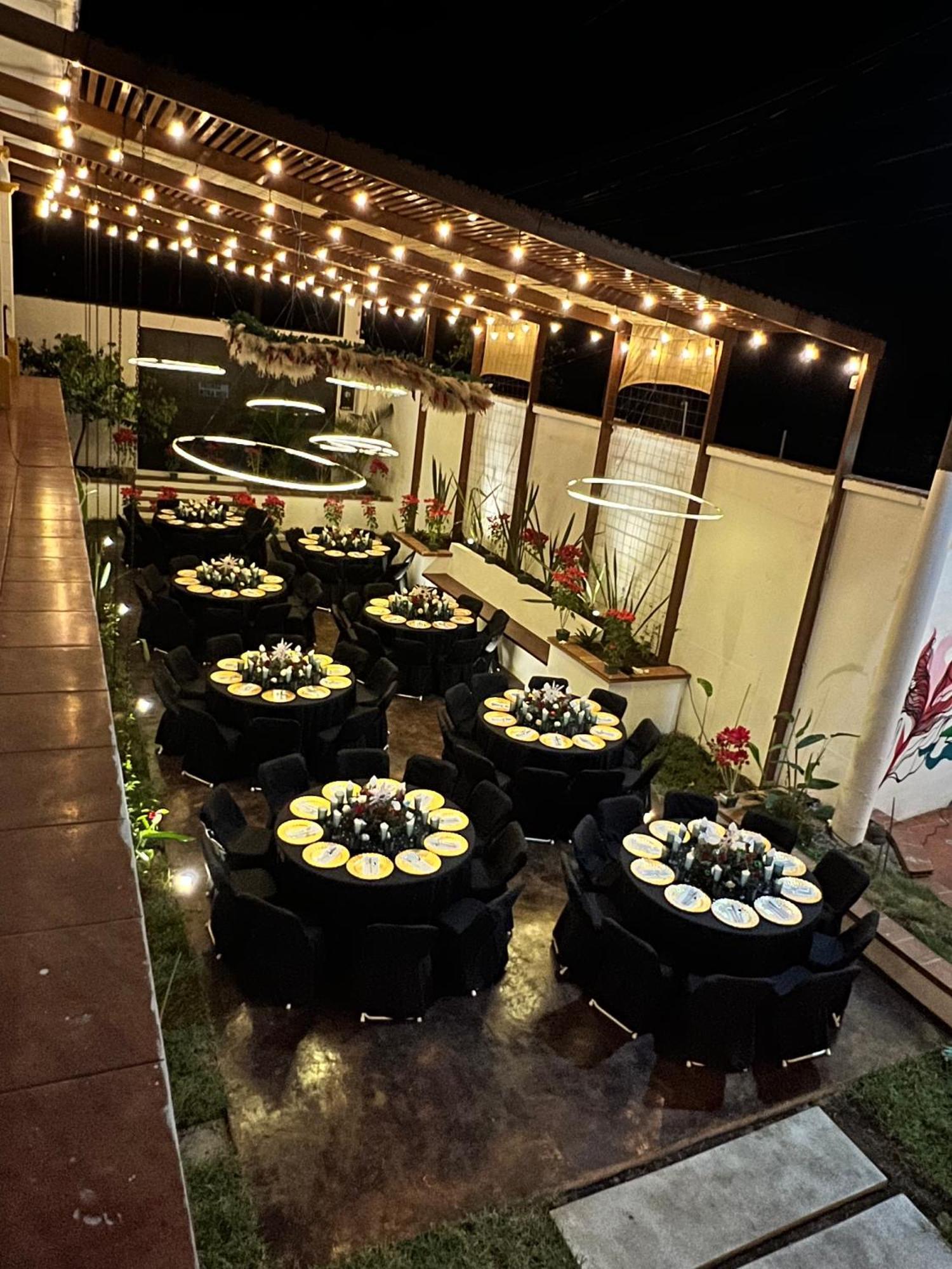 Zafra Hotel Реталхулеу Екстериор снимка