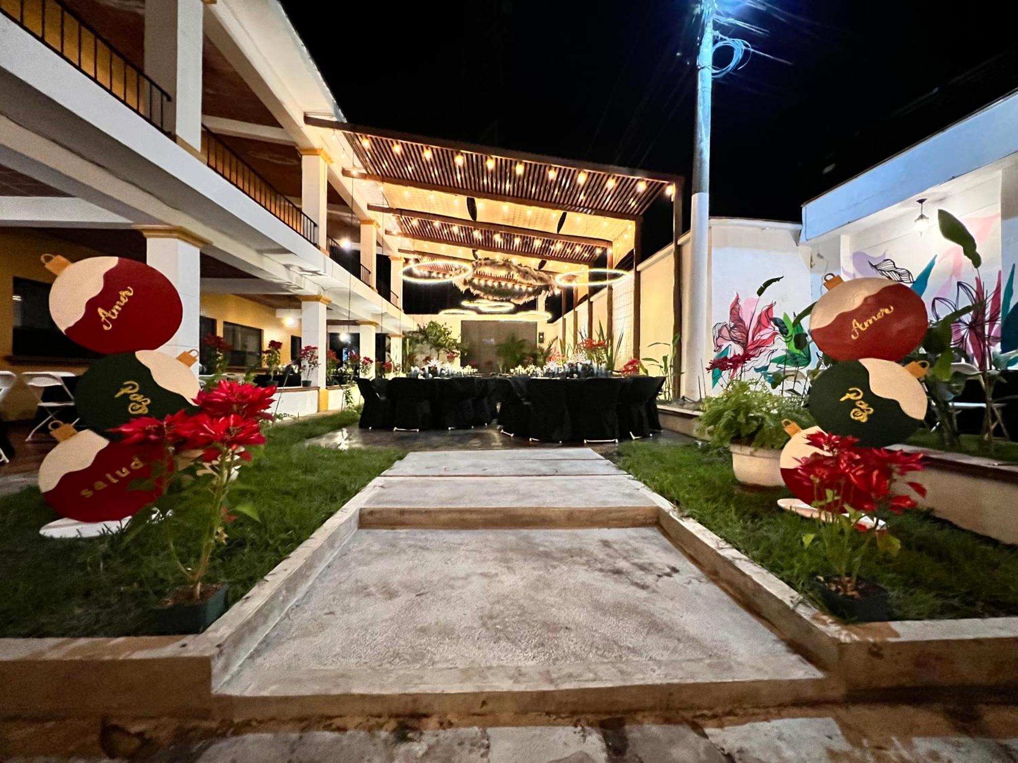 Zafra Hotel Реталхулеу Екстериор снимка